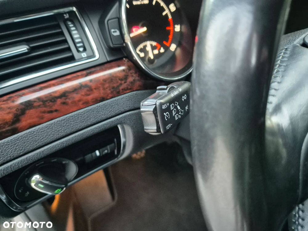 Skoda Superb 1.8 TSI Elegance - 26