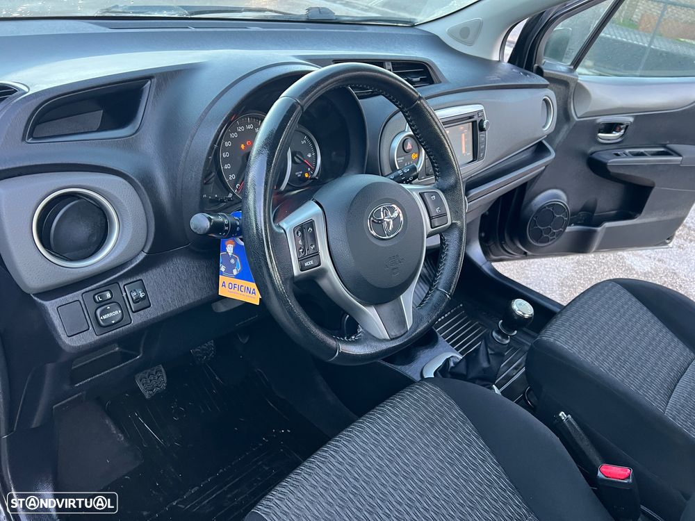 Toyota Yaris 1.4 D-4D Sport +P.Tec. +P.Plus+P.Luxury - 19