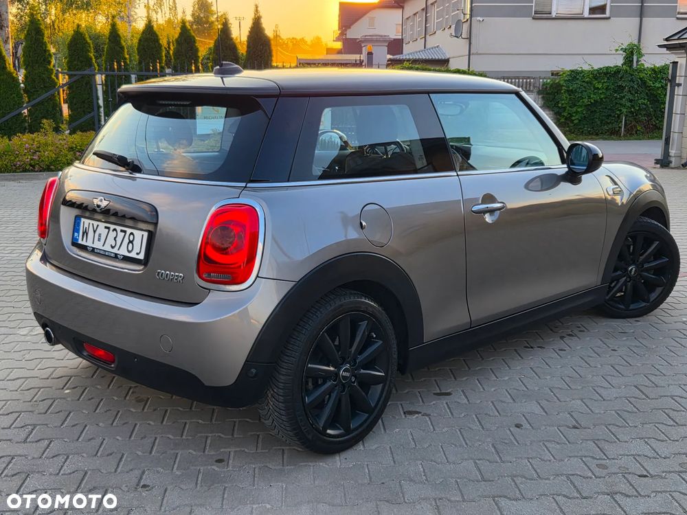MINI Cooper Seven Chili - 4