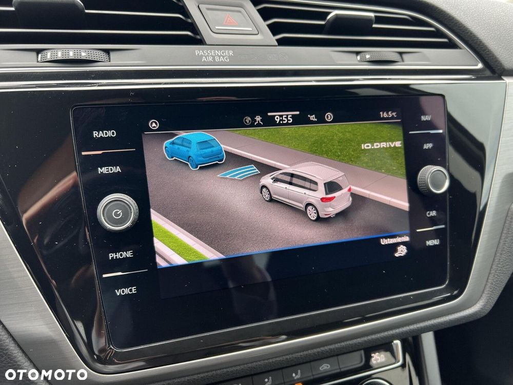 Volkswagen Touran 2.0 TDI BMT Comfortline DSG - 26