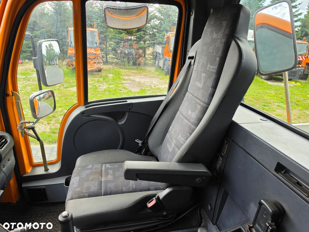 Unimog U400 - 16