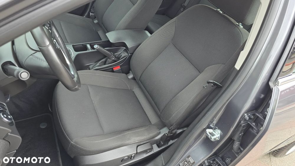 Opel Insignia - 23