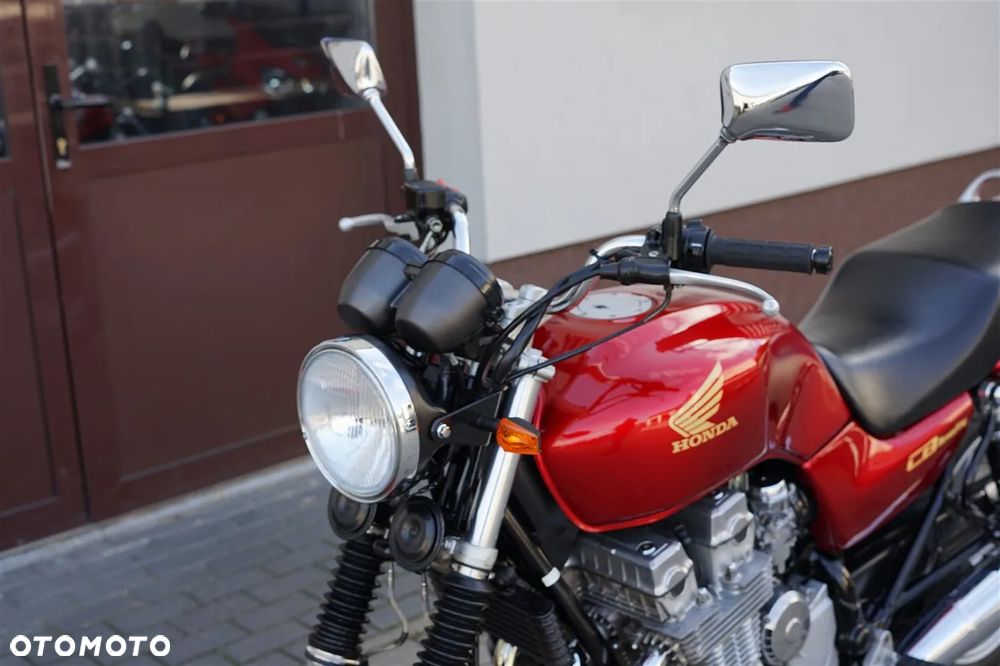 Honda CB - 32