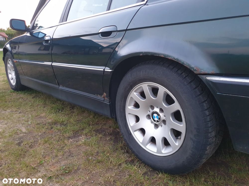 BMW Seria 7 - 19