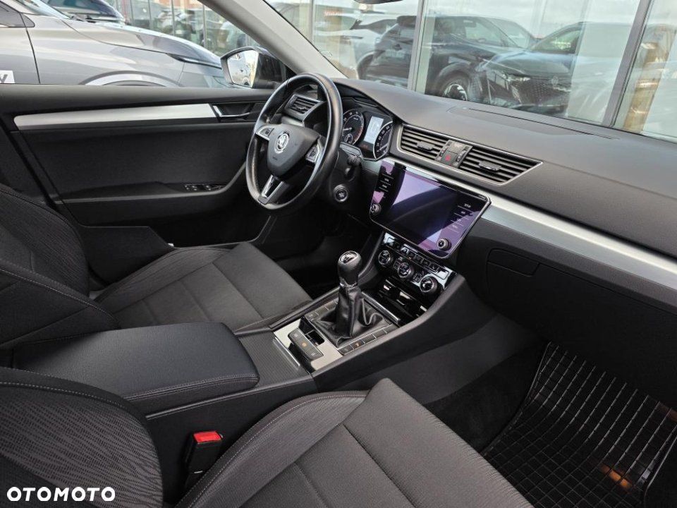 Skoda Superb - 21