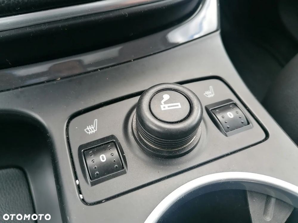 Ford Kuga 2.0 TDCi 4WD Titanium Plus - 29