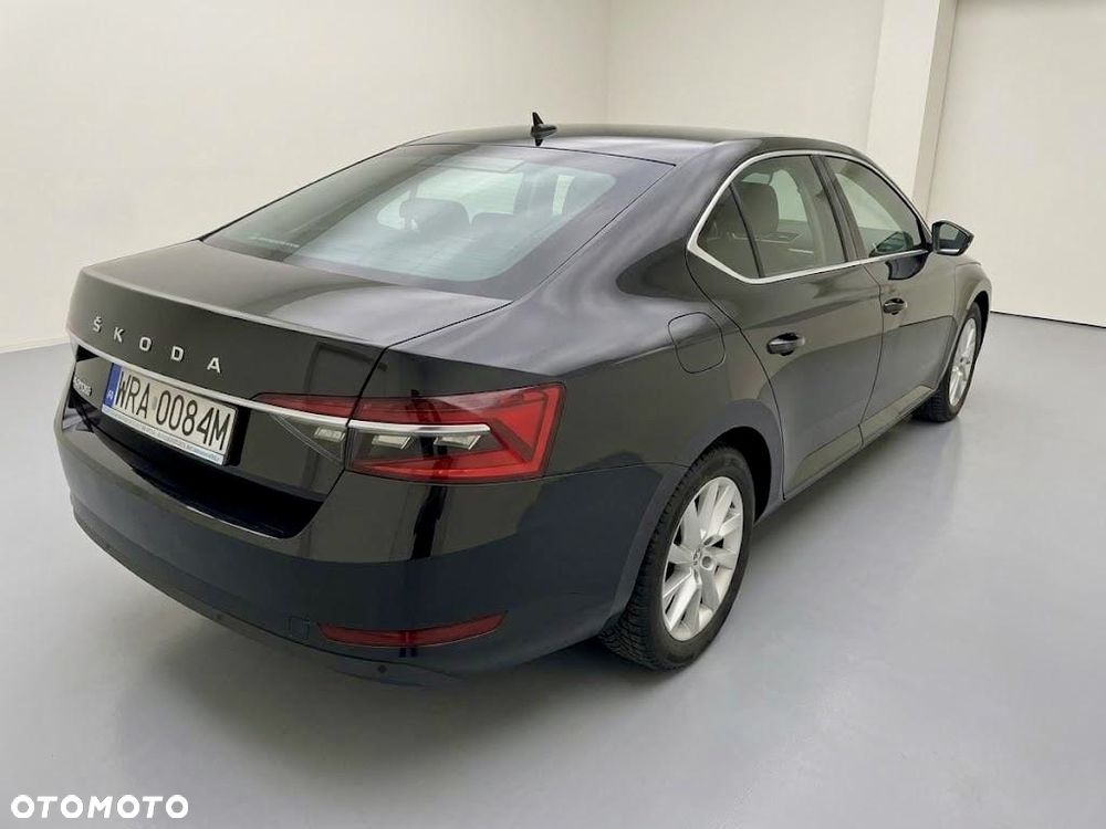 Skoda Superb 2.0 TDI SCR Ambition DSG - 7