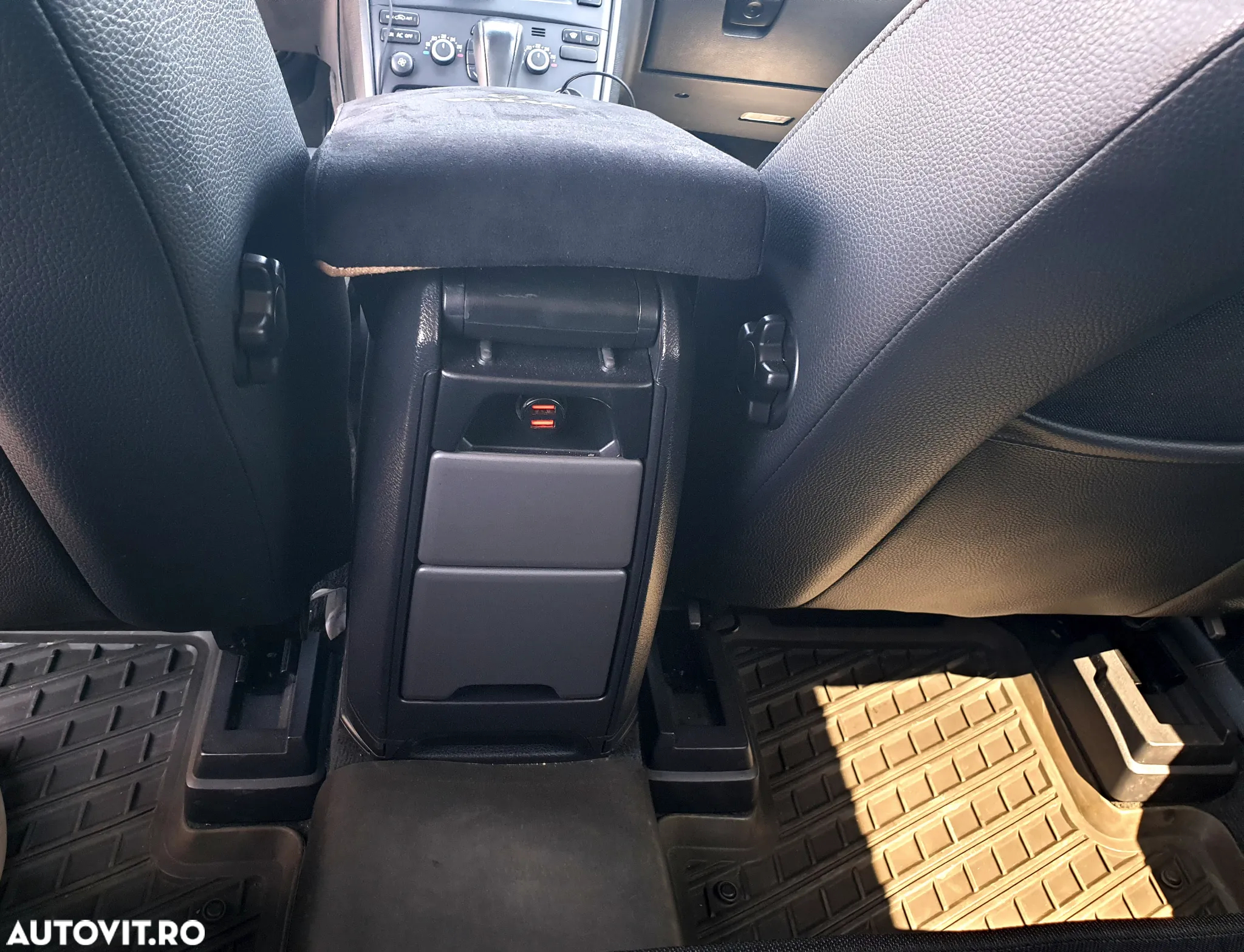 Volvo XC 90 D5AWD - 37