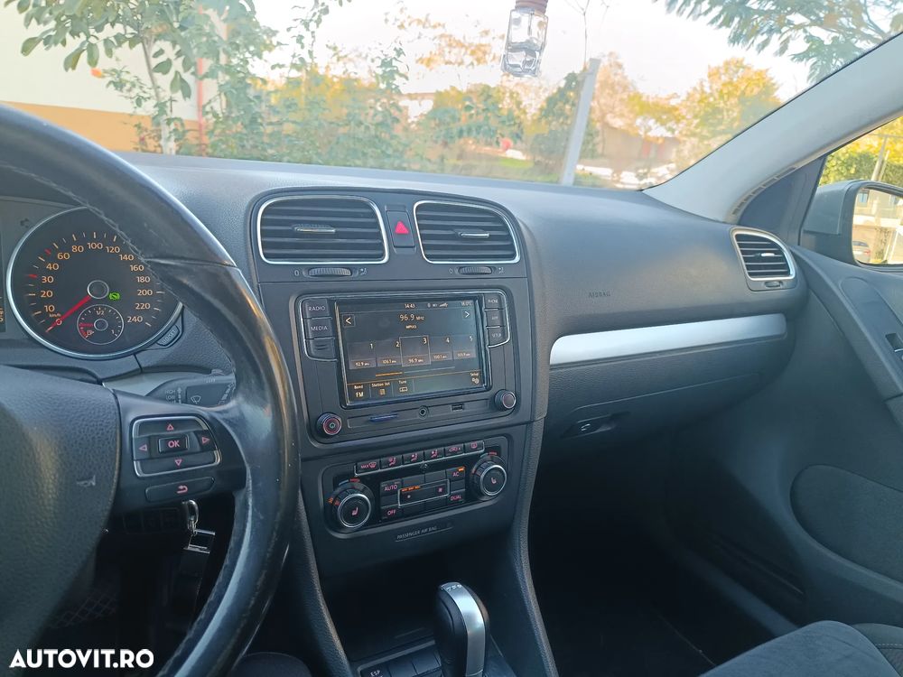 Volkswagen Golf 2.0 TDI Comfortline DSG - 18