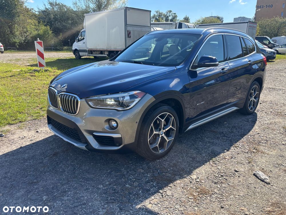 BMW X1 xDrive25i xLine - 7