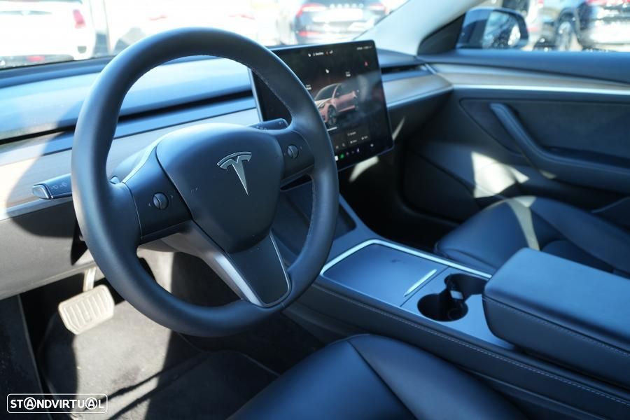 Tesla Model 3 Long Range Tração Traseira - 10