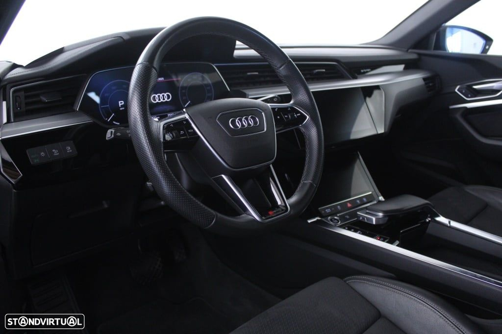 Audi e-tron 55 quattro S line - 19