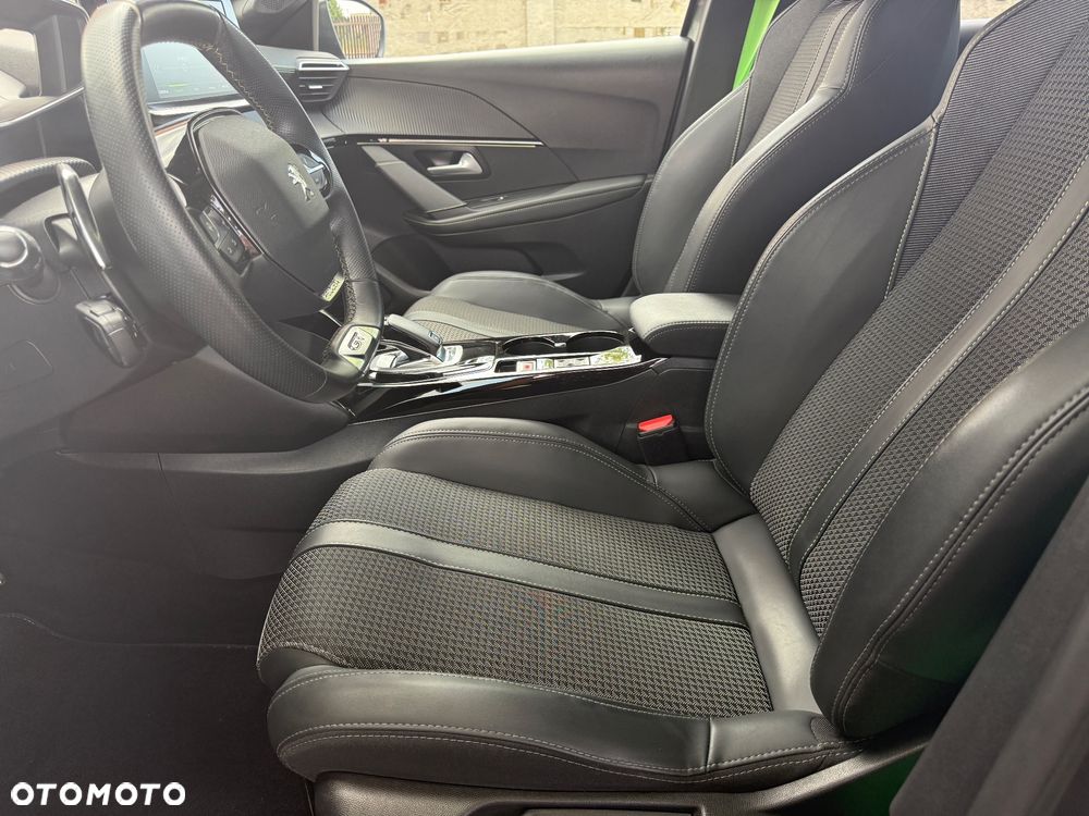 Peugeot 208 PureTech 100 EAT8 GT Pack - 22