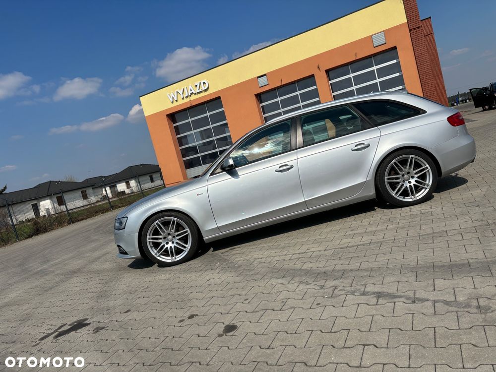 Audi A4 Avant - 8