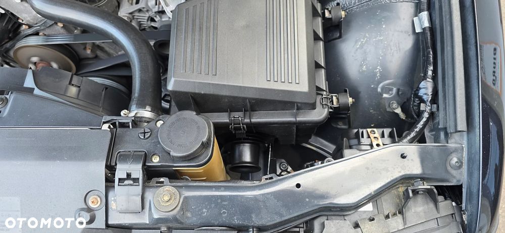 BMW Seria 3 - 36