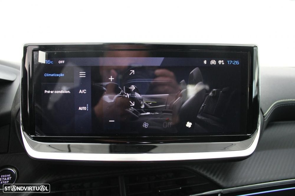 Peugeot e-2008 54 kWh GT - 25