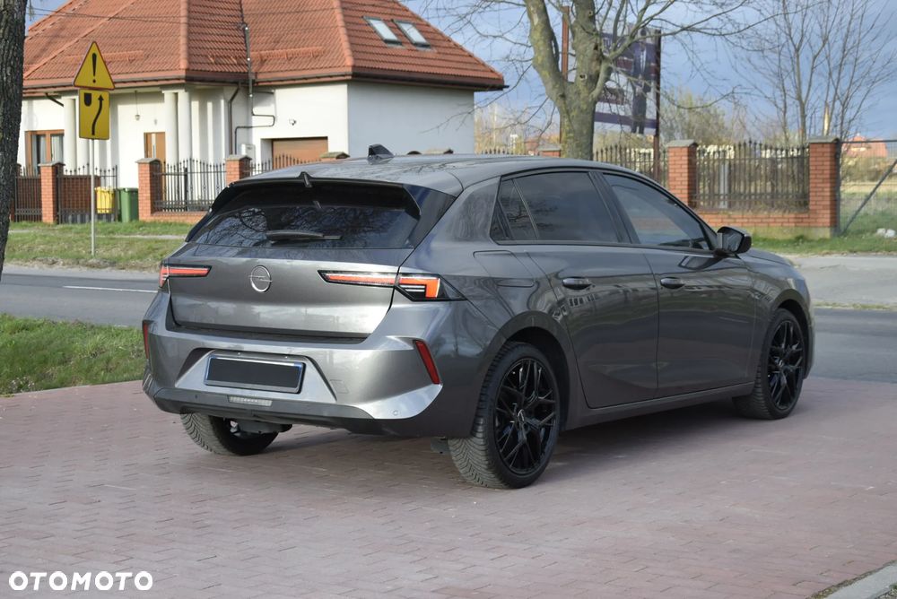 Opel Astra 1.2 T S&S - 24