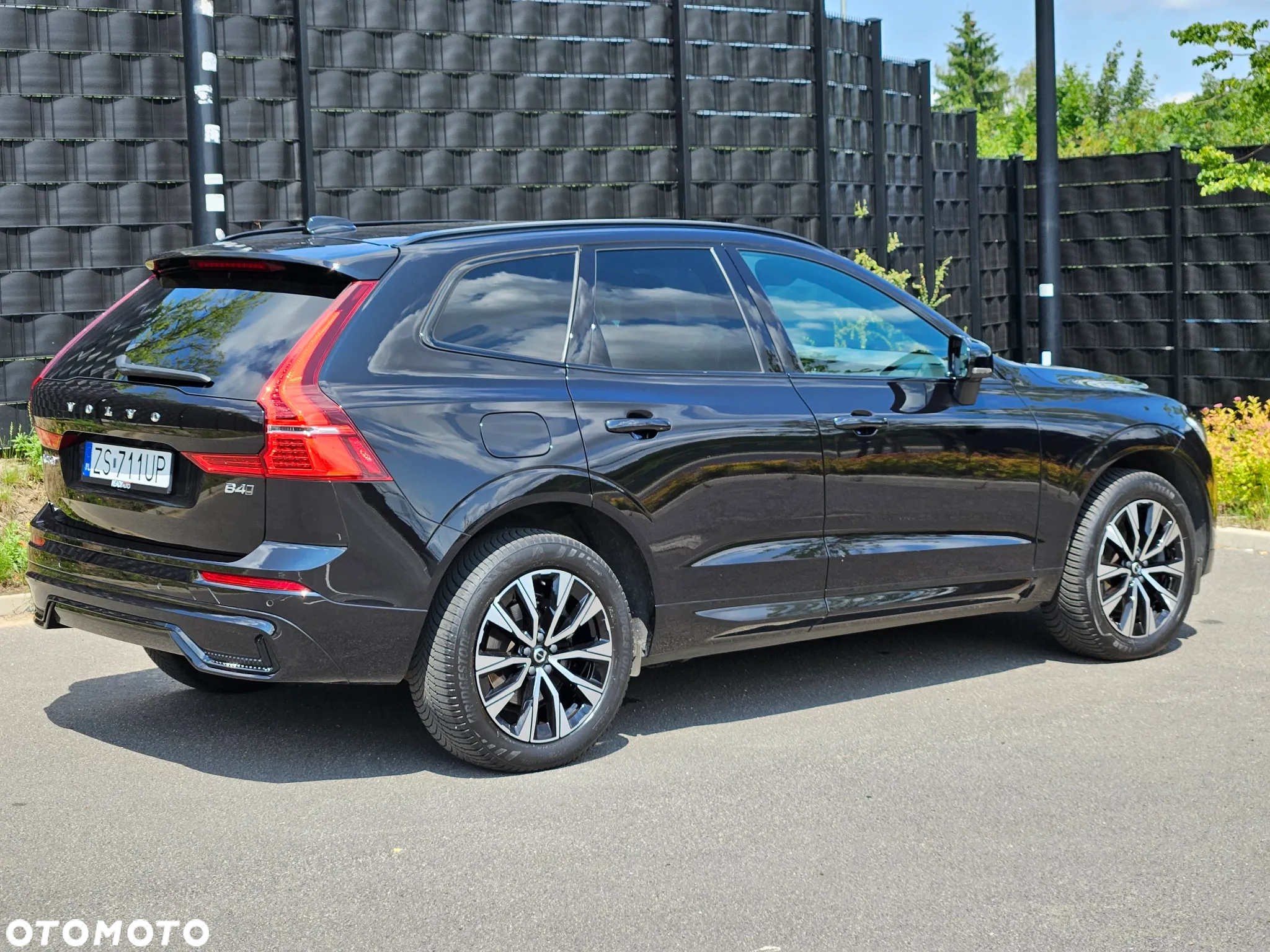Volvo XC 60 B4 D AWD Plus Dark - 7