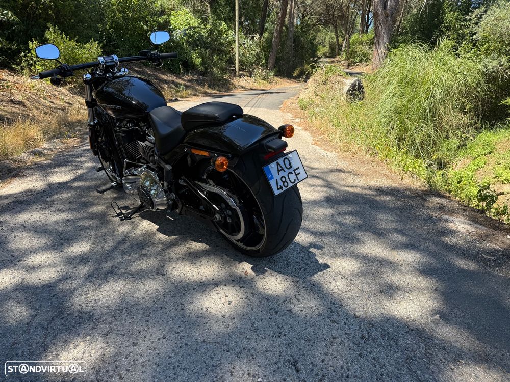 Harley-Davidson Breakout 114 - 13