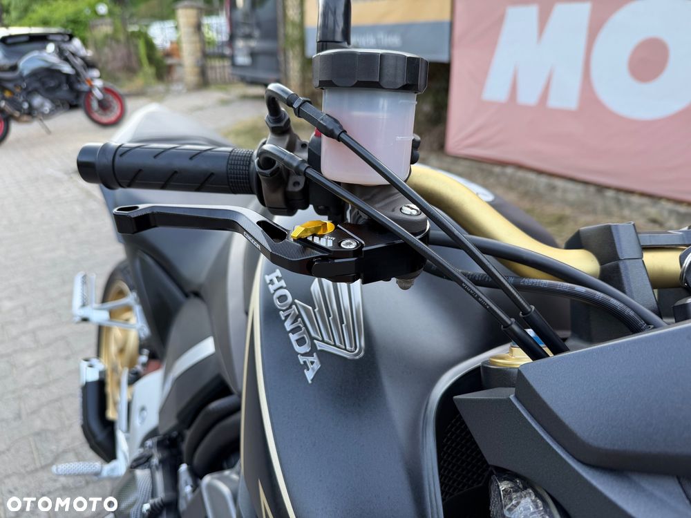Honda CB - 28