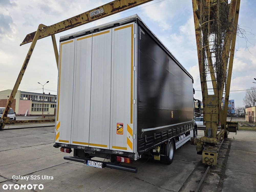 Mercedes-Benz 1835 - 5