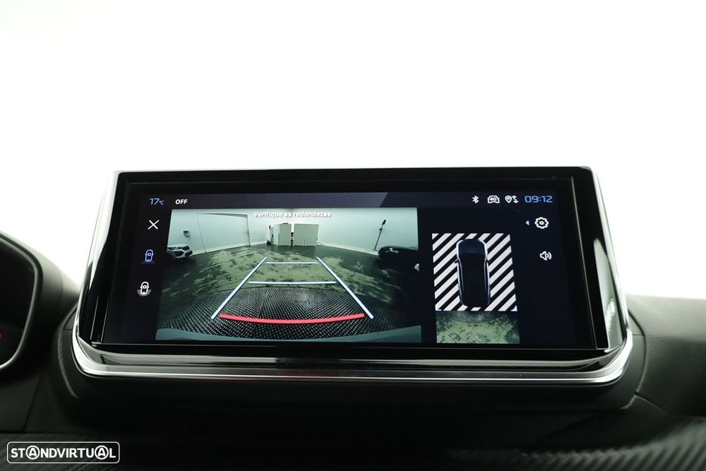 Peugeot 2008 1.2 PureTech Allure - 12