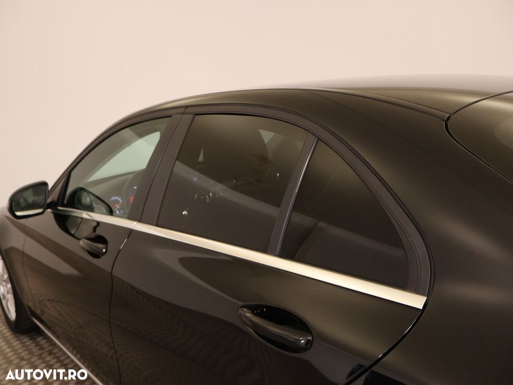 Mercedes-Benz C 180 d Avantgarde - 23