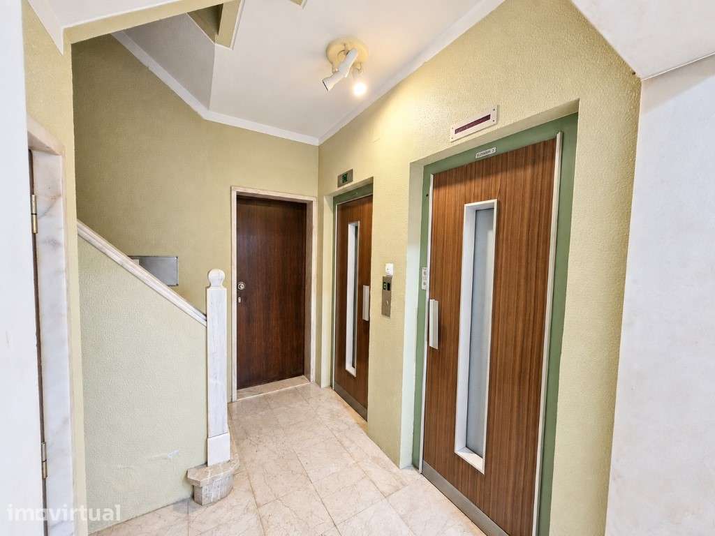 T2 TOTALMENTE REMODELADO A ESTREAR | OEIRAS | A 5 MIN DA PRAIA - Grande imagem: 4/26
