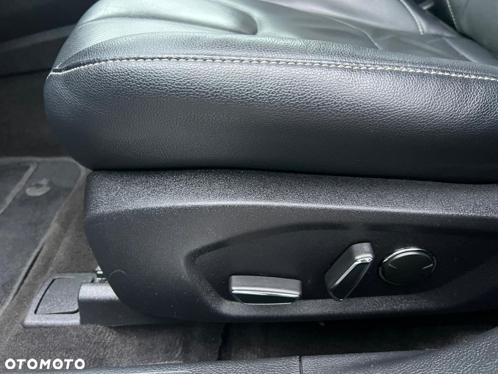 Ford Mondeo 2.0 Ti-VCT Titanium - 12