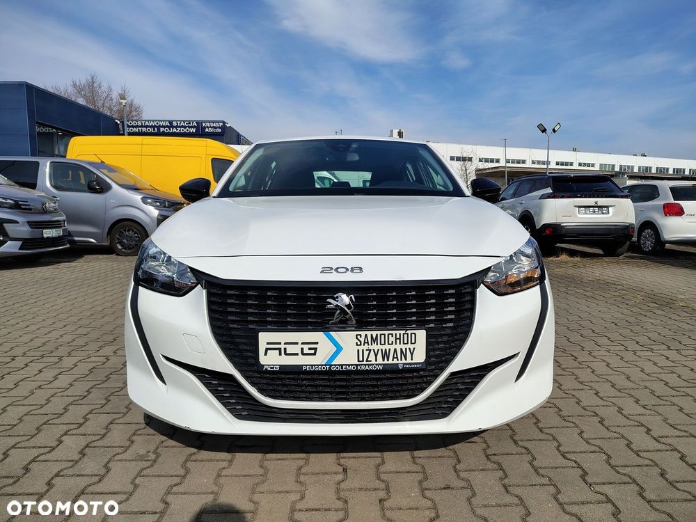 Peugeot 208 - 5
