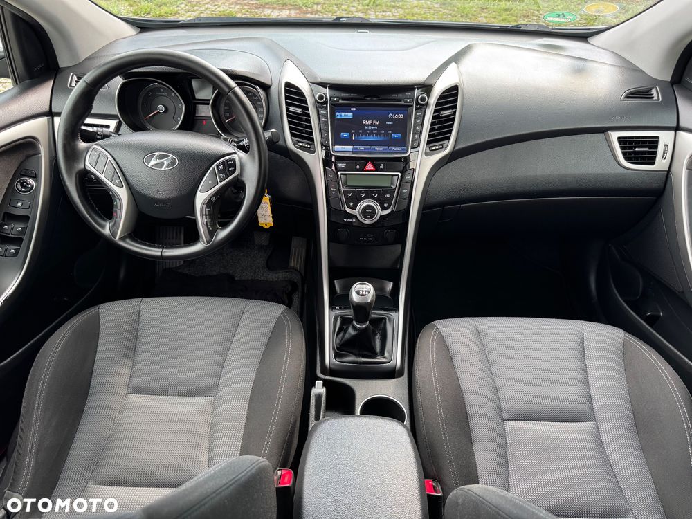 Hyundai i30 blue 1.6 CRDi Classic Navigation - 29