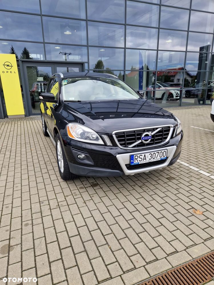 Volvo XC 60 2.4D AWD - 9