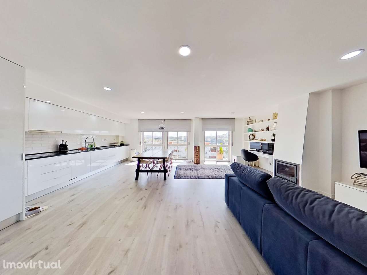 EXCELENTE T-2 RENOVADO, COZINHA EQUIPADA, 3 VARANDAS - RESERVADO - - Grande imagem: 2/21