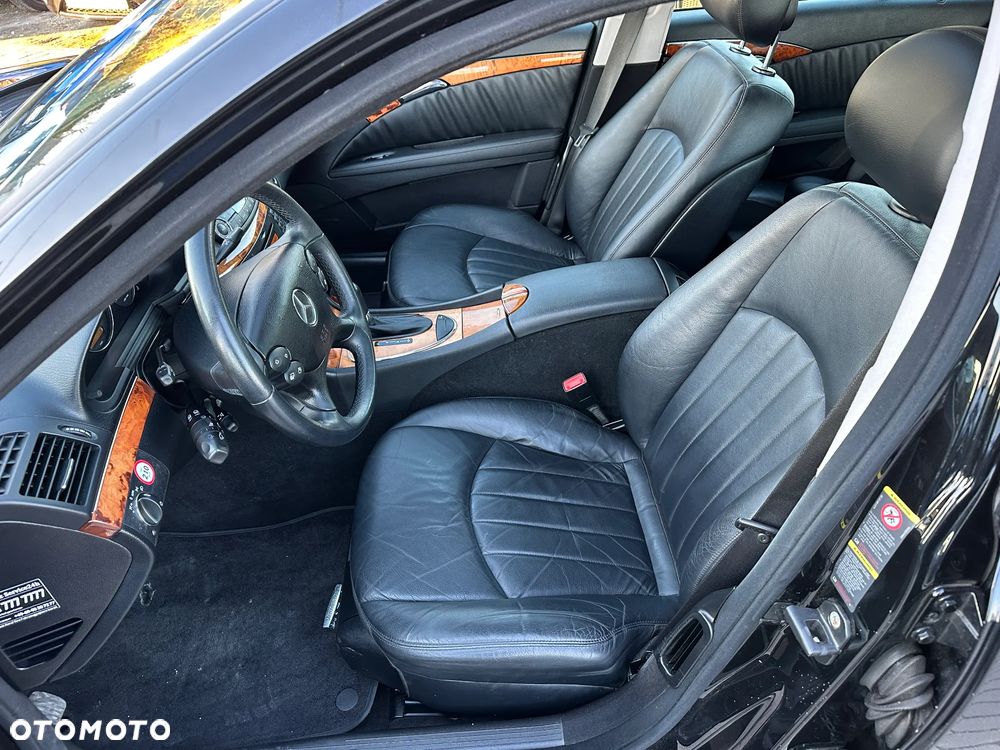Mercedes-Benz Klasa E - 19