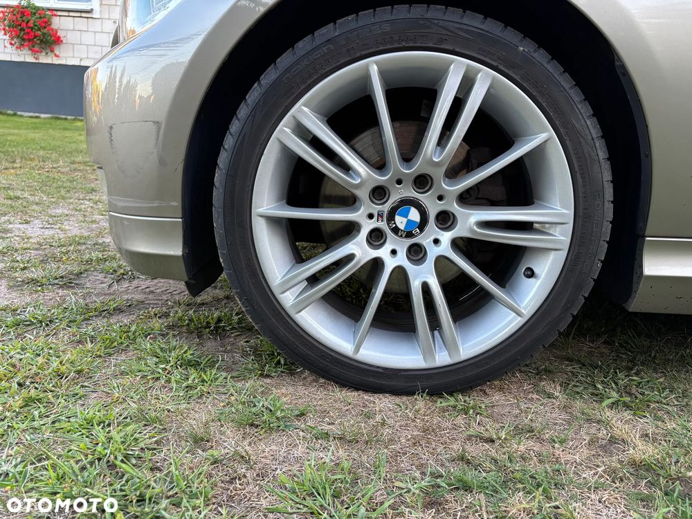 BMW Seria 3 318d - 11
