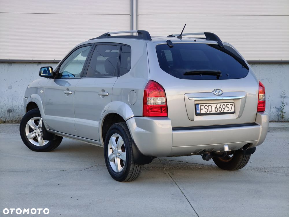 Hyundai Tucson 2.0 Elegance / Premium - 18