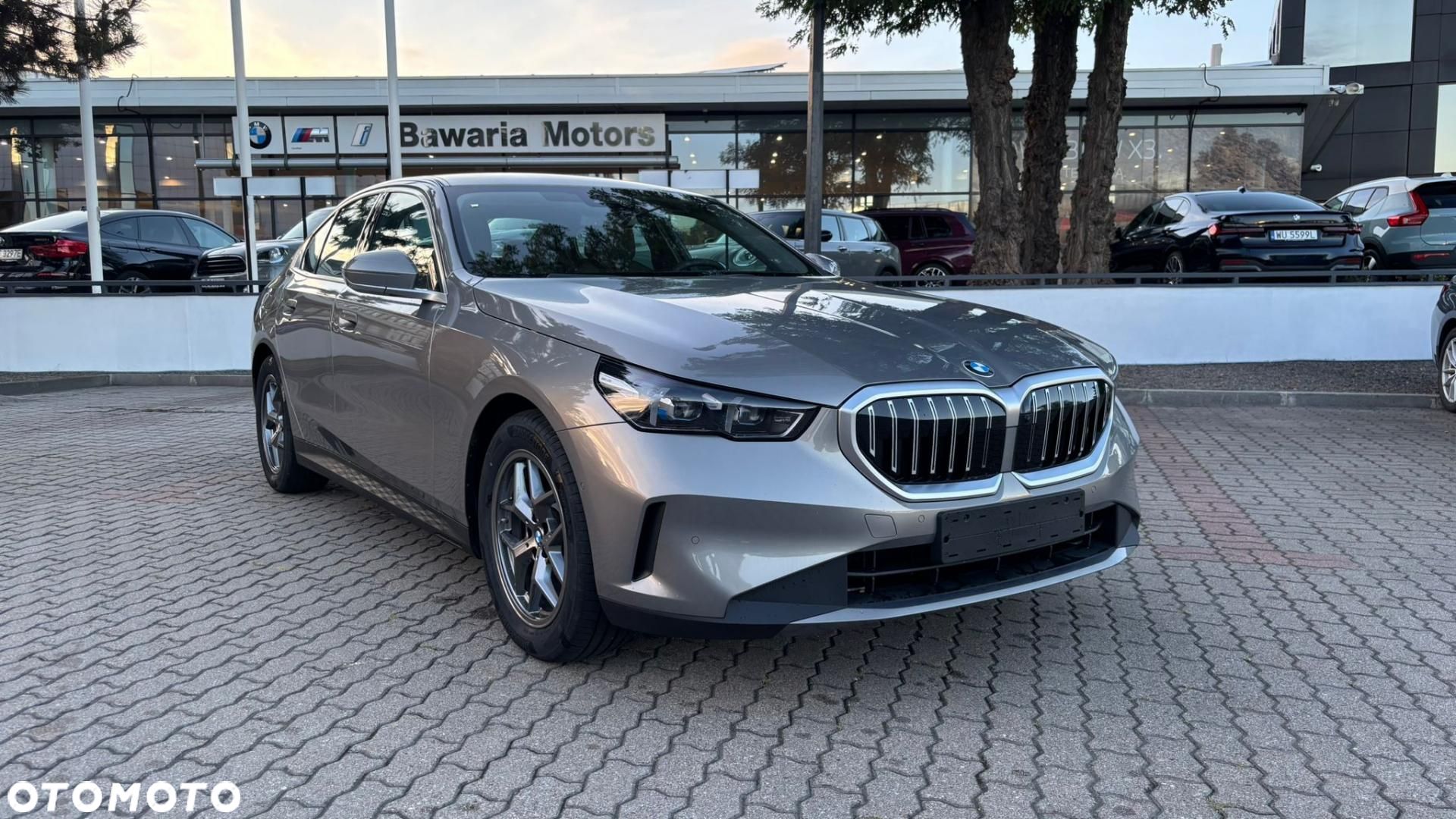 BMW Seria 5 - 1