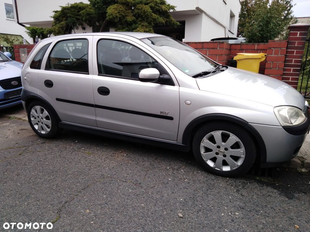 Opel Corsa 1.2 16V NJoy - 1