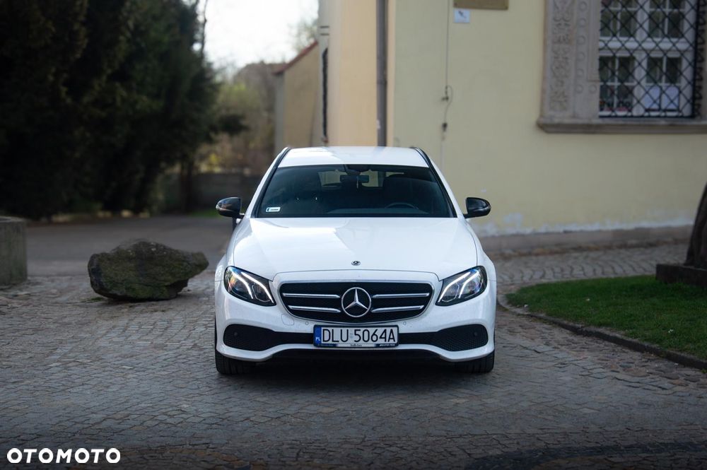 Mercedes-Benz Klasa E - 12