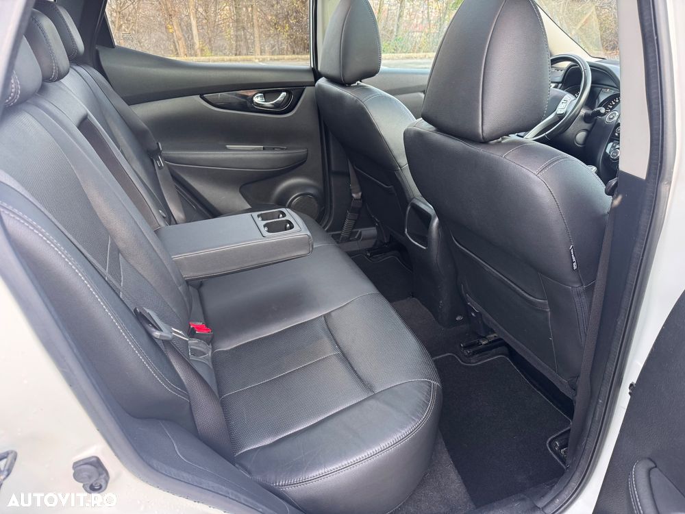 Nissan Qashqai 1.2 DIG-T TEKNA - 37