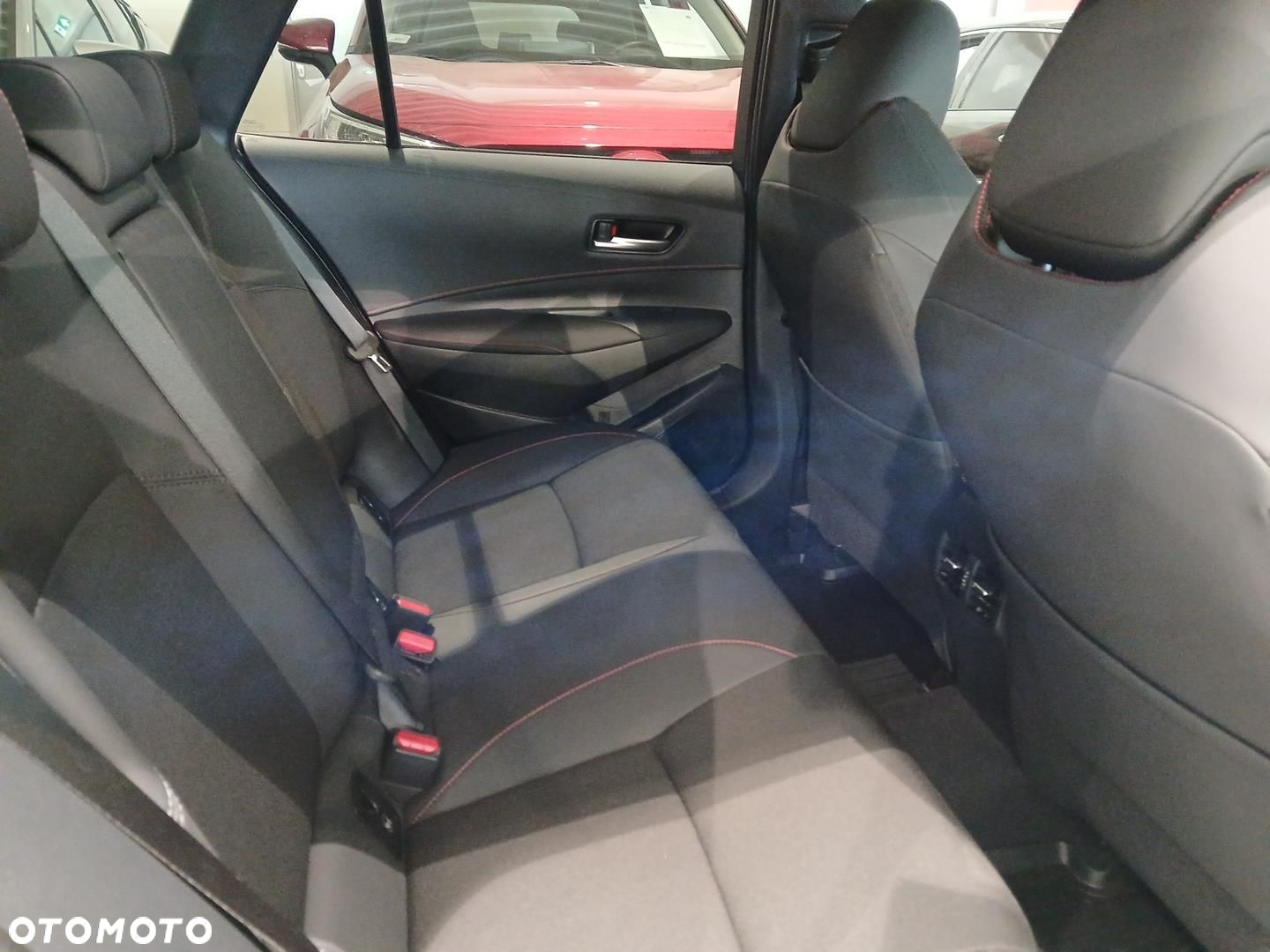 Toyota Corolla - 10