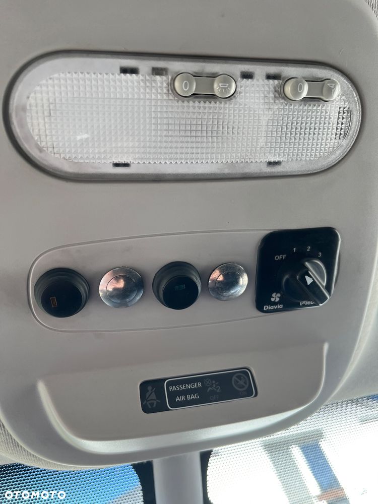 Opel Vivaro - 12