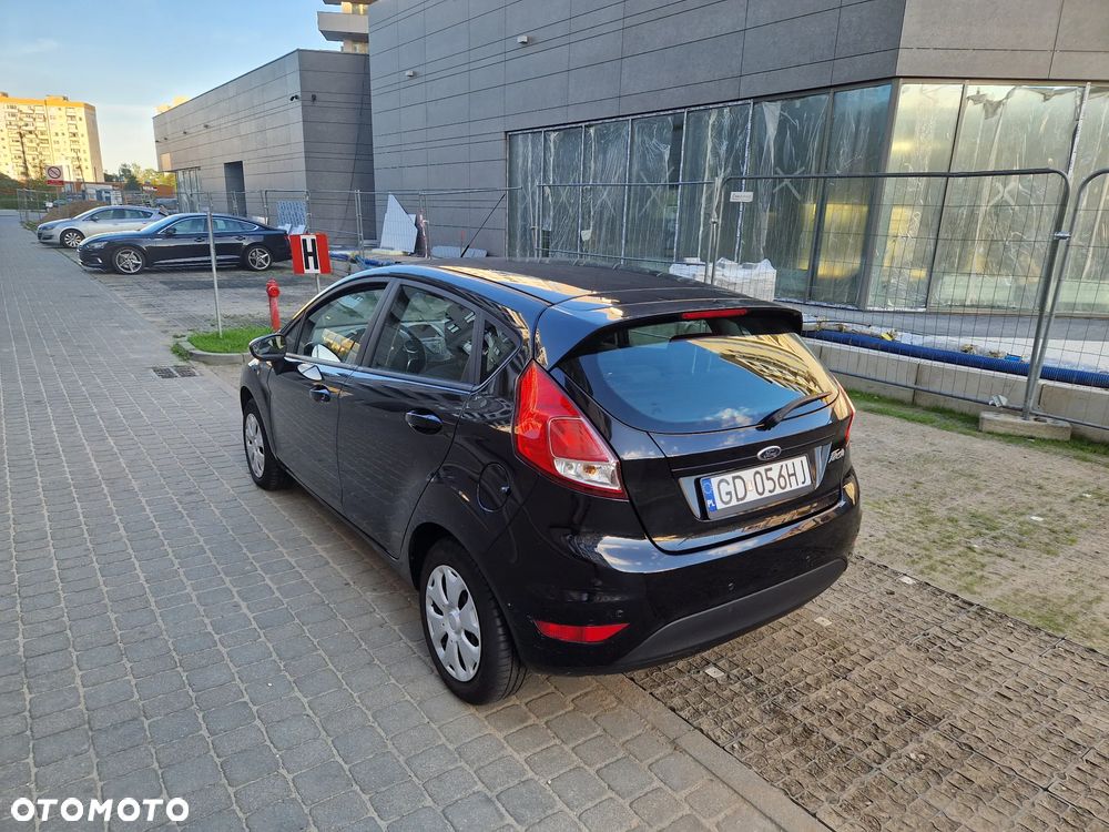 Ford Fiesta 1.25 Ambiente EU5 - 4