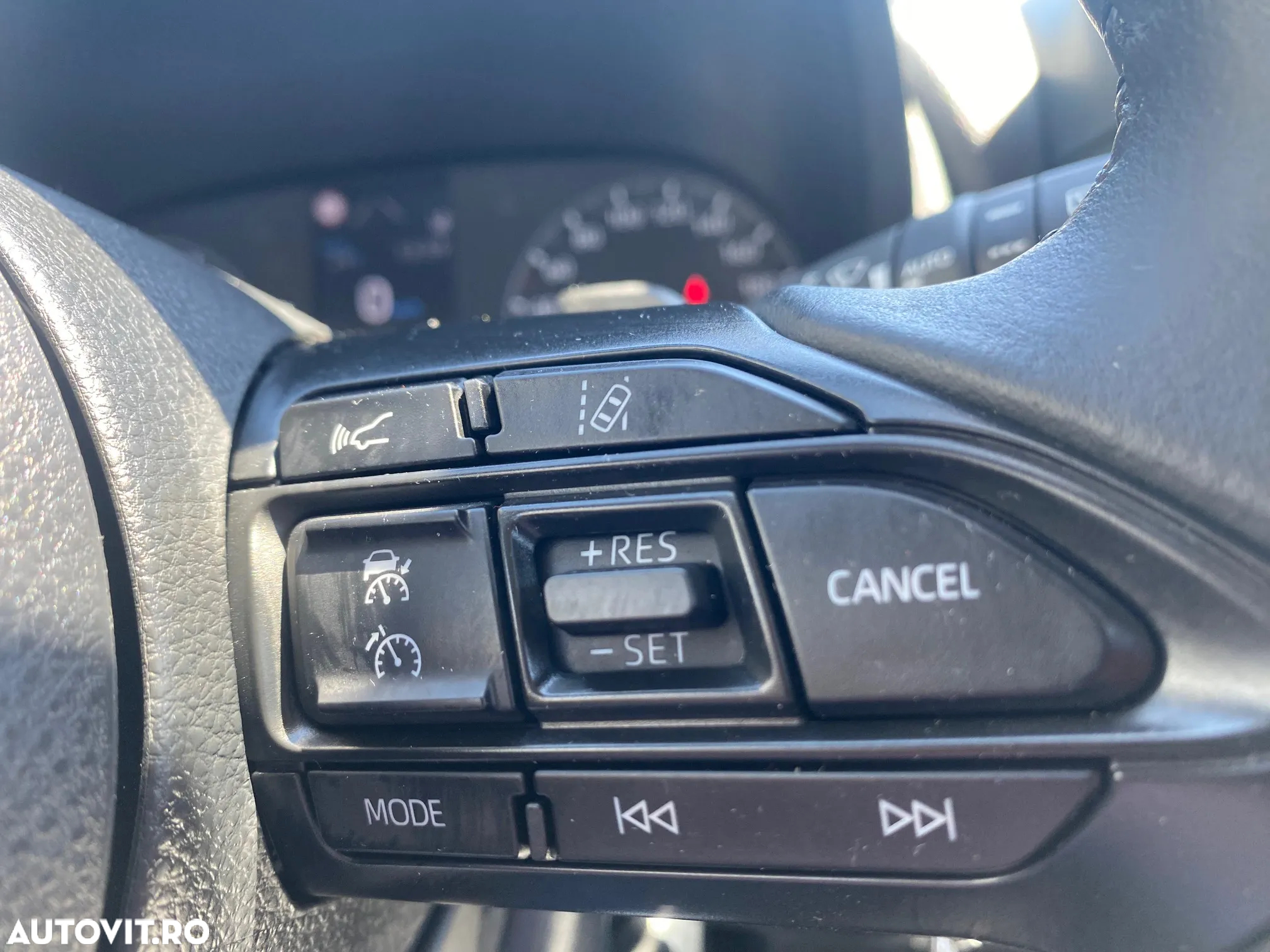 Toyota Yaris 1.5 CVT Dynamic - 13