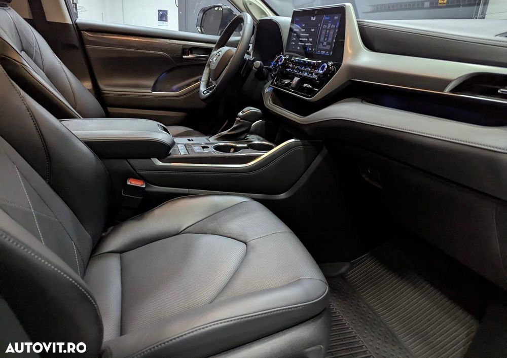 Toyota Highlander 2.5 L Hybrid Dynamic Force 248CP Luxury Pearly - 15