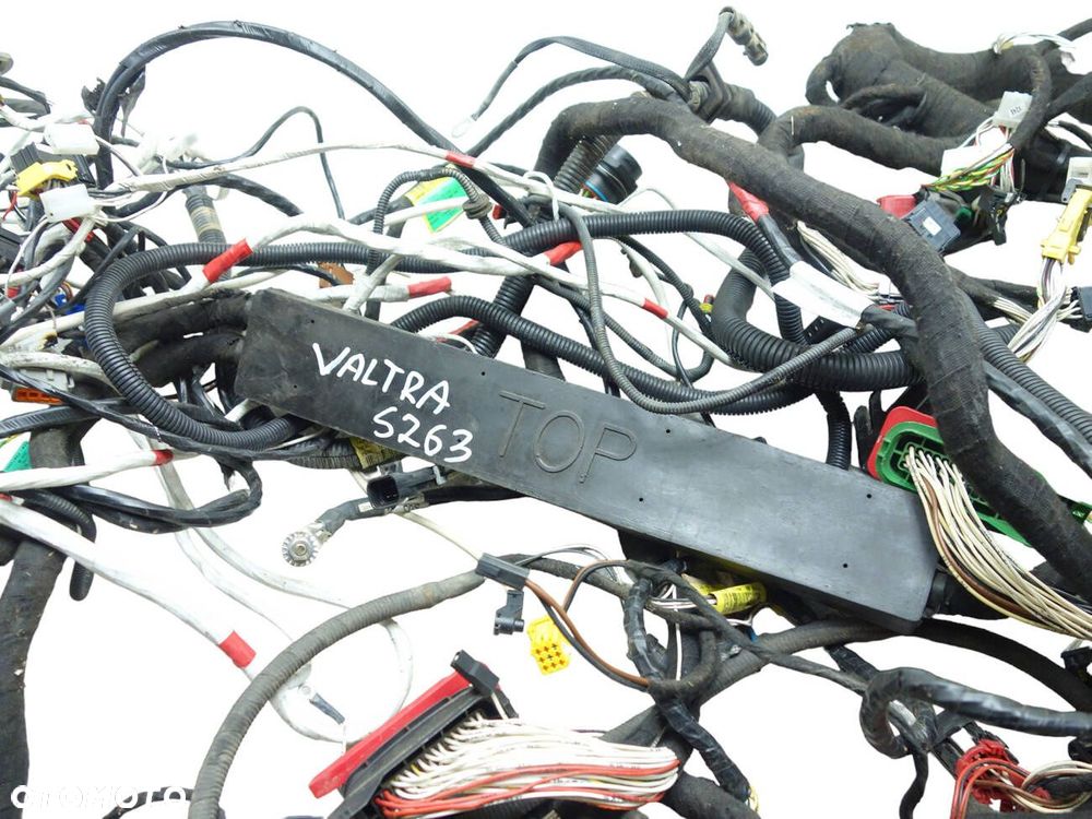 Instalacja Elektryczna Wiązka Główna Kabiny  Massey Ferguson - 4