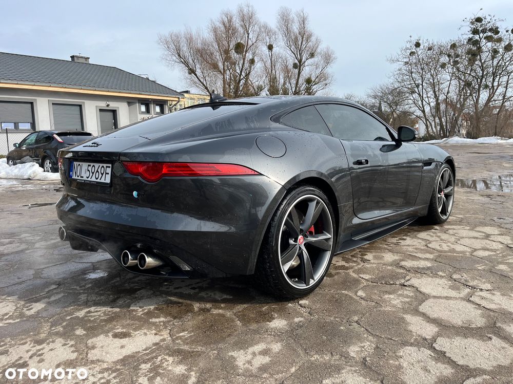 Jaguar F-Type AWD R - 4