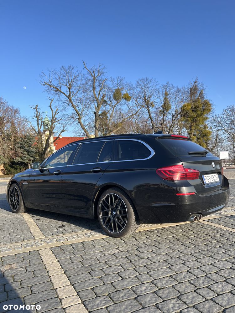 BMW Seria 5 520d - 7