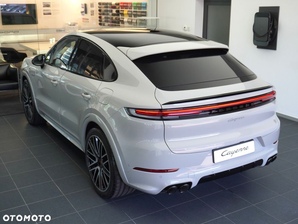 Porsche Cayenne E-Hybrid PHEV Black Edition - 19