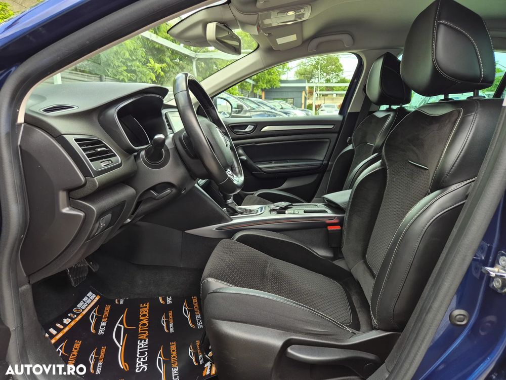 Renault Megane BLUE dCi EDC Intens - 11